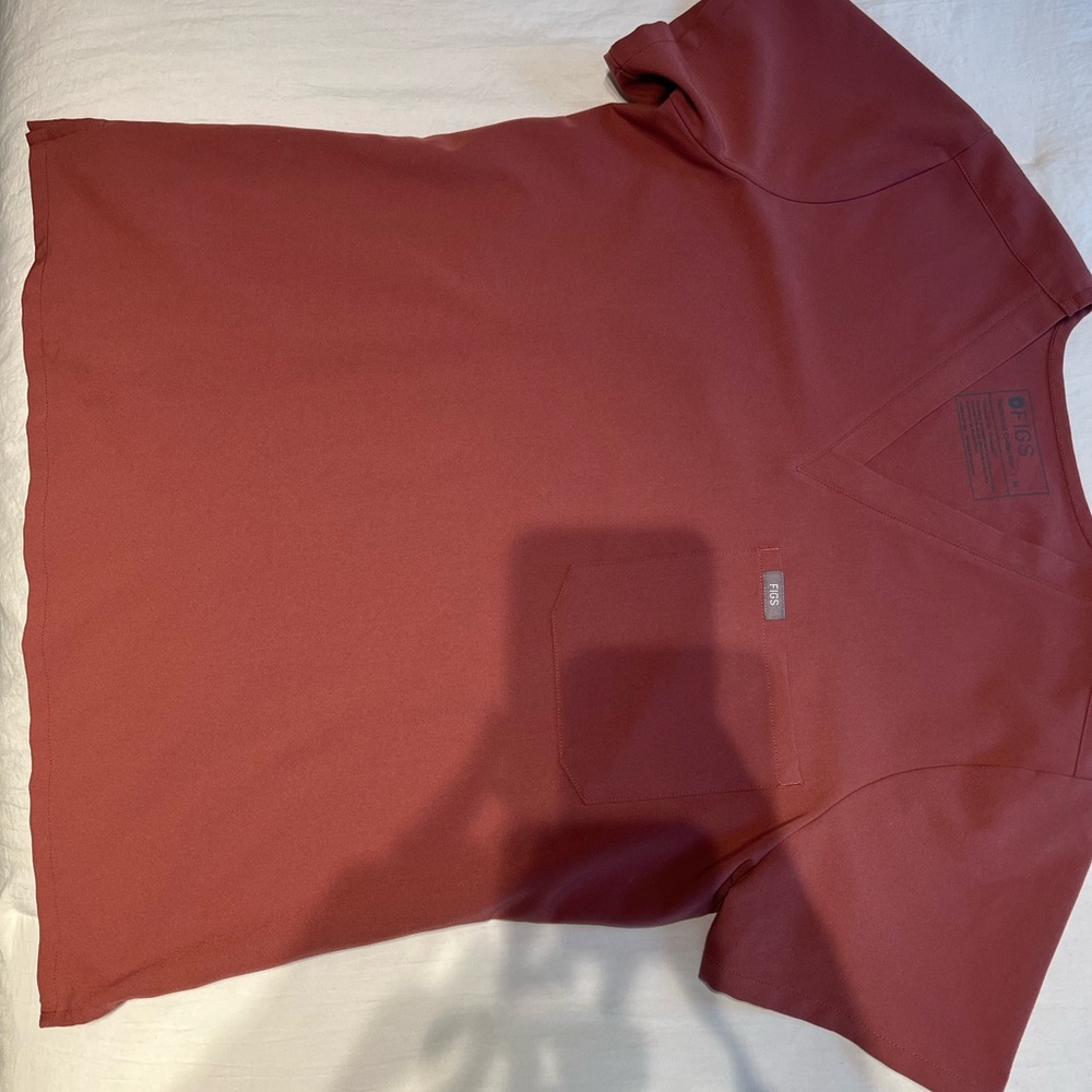 Figs Short Sleeve Tee and pants in mauve